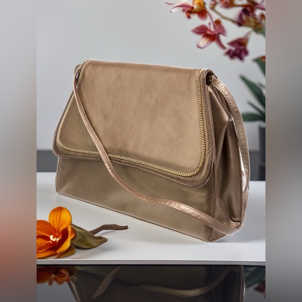 Stuart Weitzman Tan Shoulder Bag